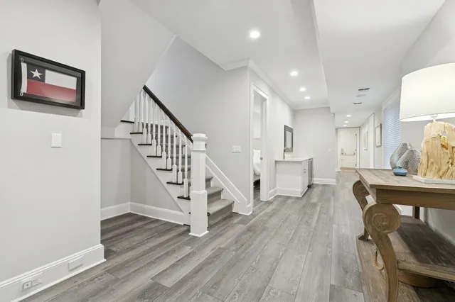 $275,000 | 124 Willow Street, Southampton, NY 11968