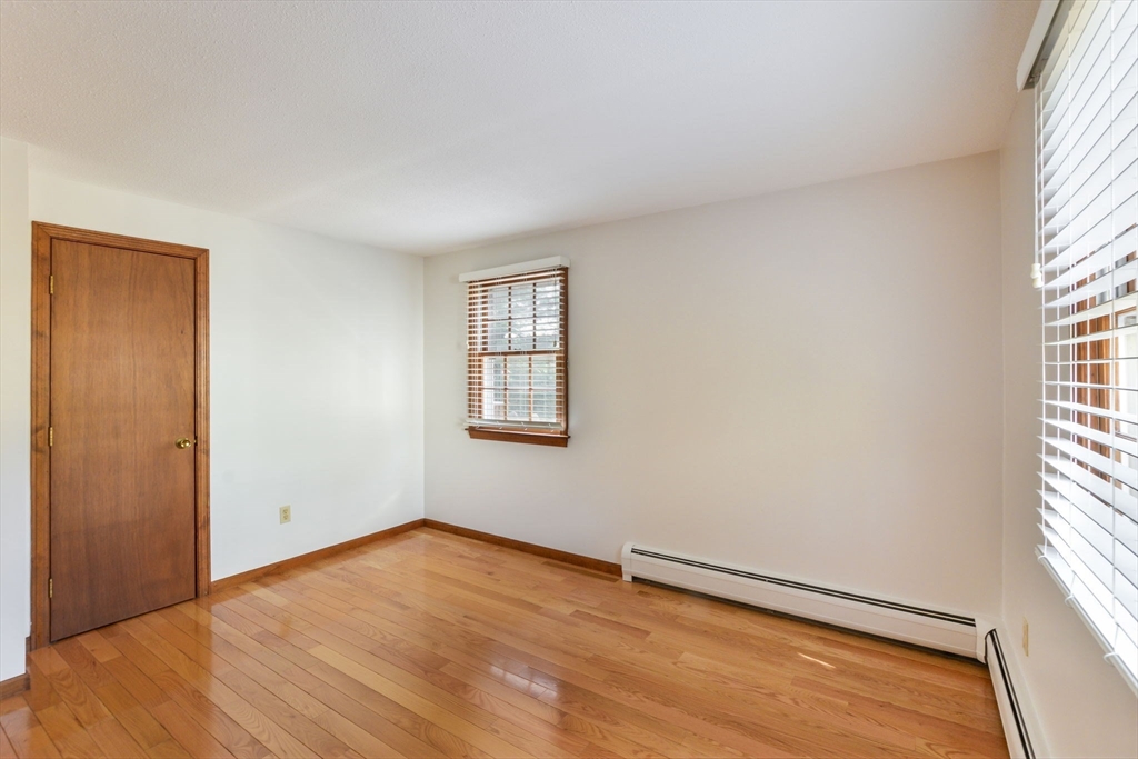 36 Hadrada Lane Barnstable, MA 02632 - Photo 13 of 19