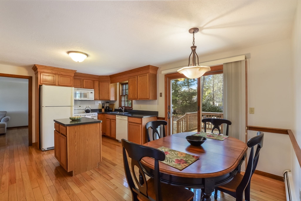 36 Hadrada Lane Barnstable, MA 02632 - Photo 8 of 19