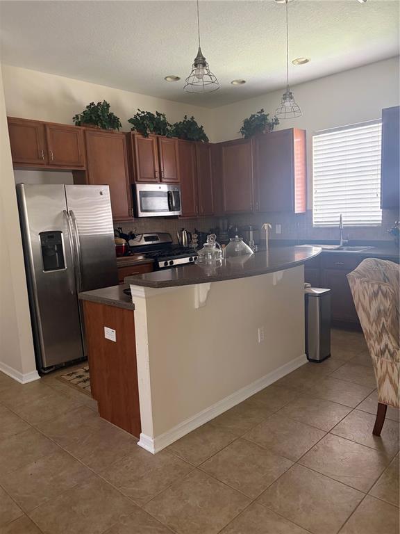 10505 Fenceline Road New Port Richey, FL 34655 - Photo 7 of 21 Gallery Image 7