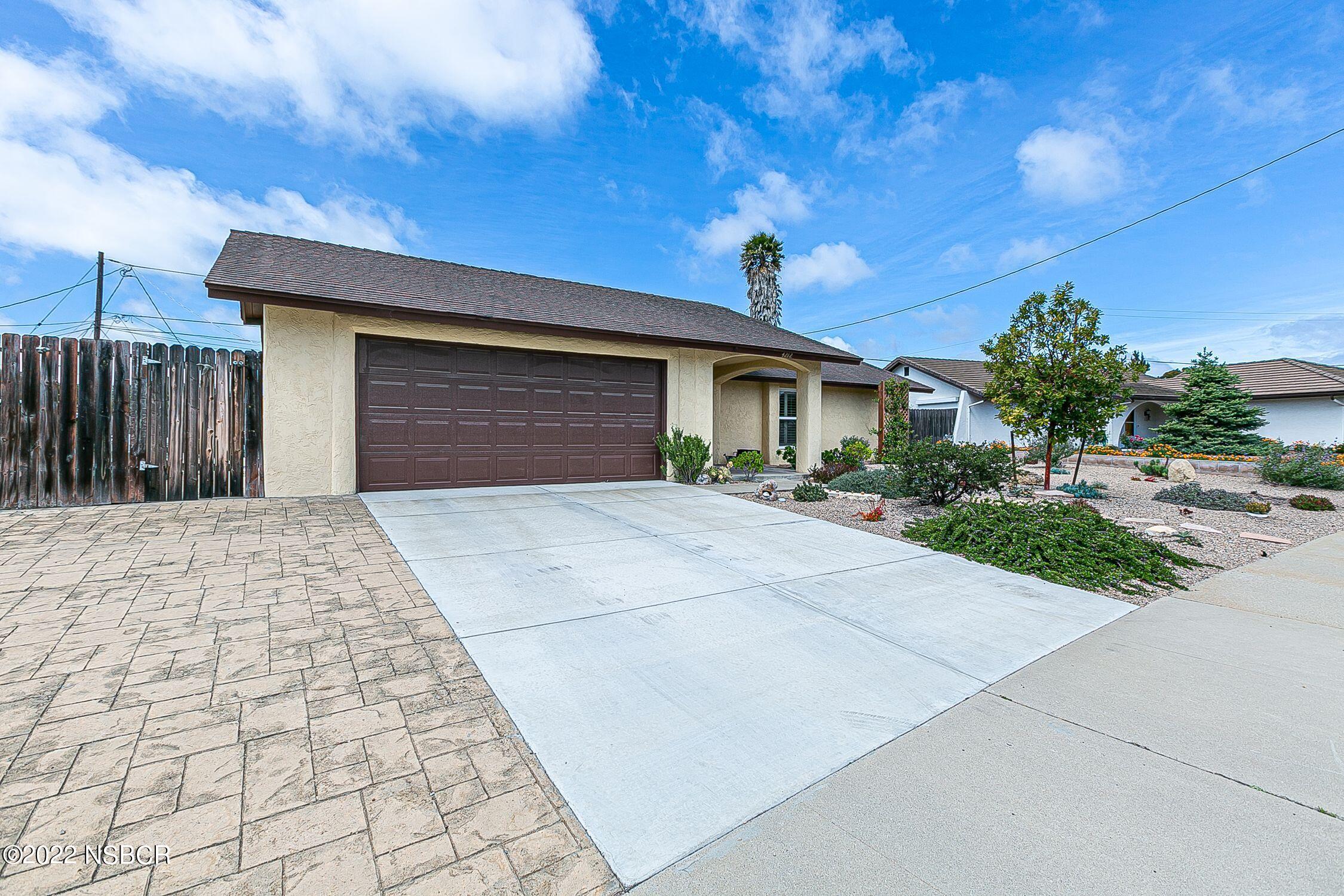4212 Centaur Avenue Lompoc, CA 93436 - Photo 3 of 30 a front view of a house with a yard