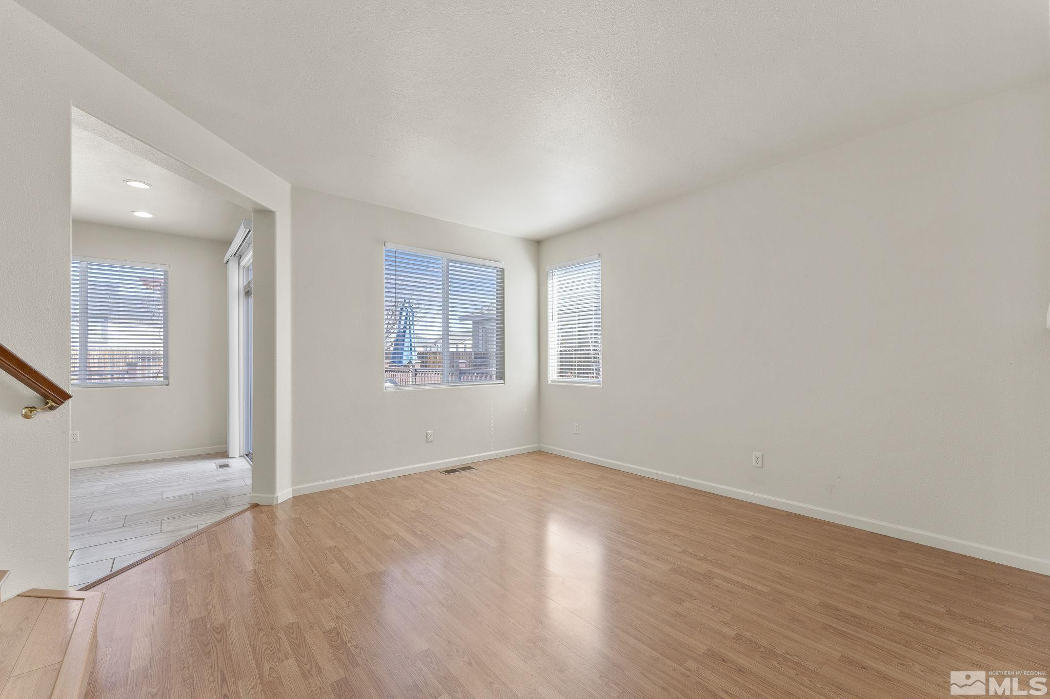 2383 Clementine Lane Reno, NV 89521 - Photo 4 of 34 Photo 4