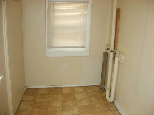 $59,900 | 1418 South Joplin Street, Pittsburg, KS 66762