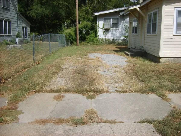 $59,900 | 1418 South Joplin Street, Pittsburg, KS 66762