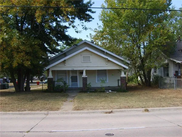 $59,900 | 1418 South Joplin Street, Pittsburg, KS 66762