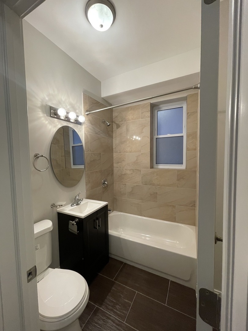 5311 South Ellis Avenue Chicago, IL 60615 - Photo 7 of 15