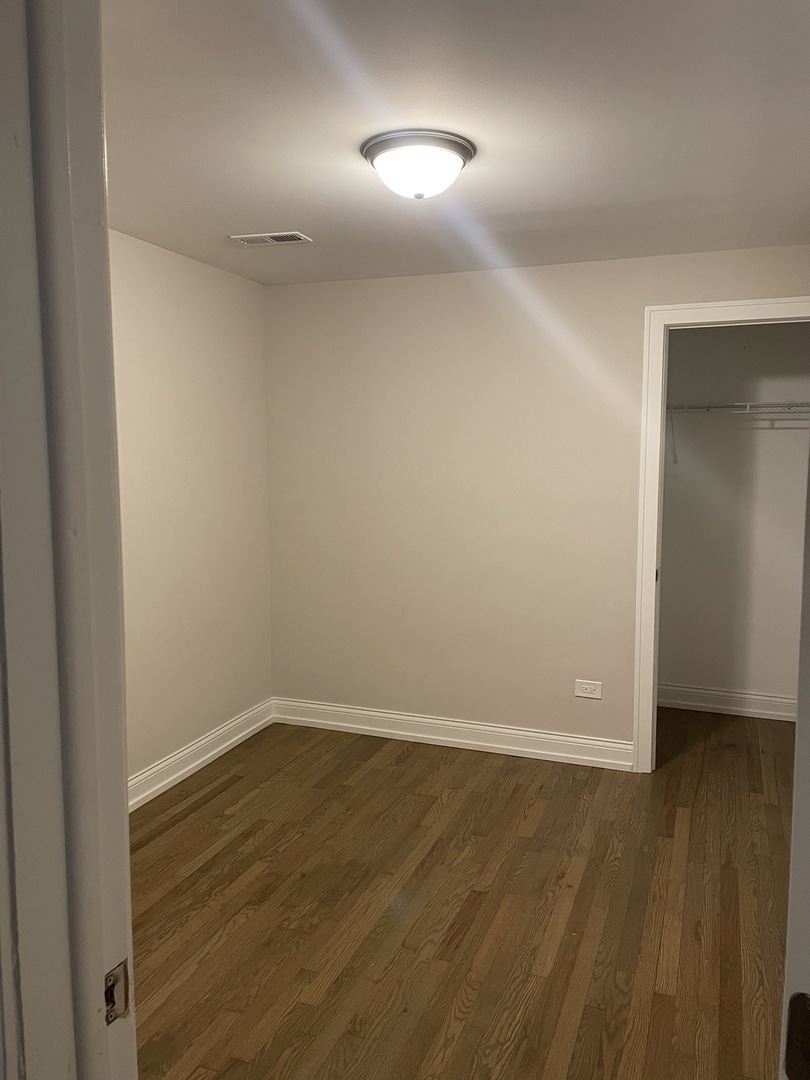 5311 South Ellis Avenue Chicago, IL 60615 - Photo 10 of 15