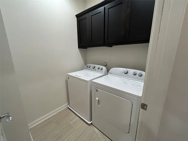 $2,100 | 13800 Lyndhurst Street, Unit 104, Austin, TX 78717