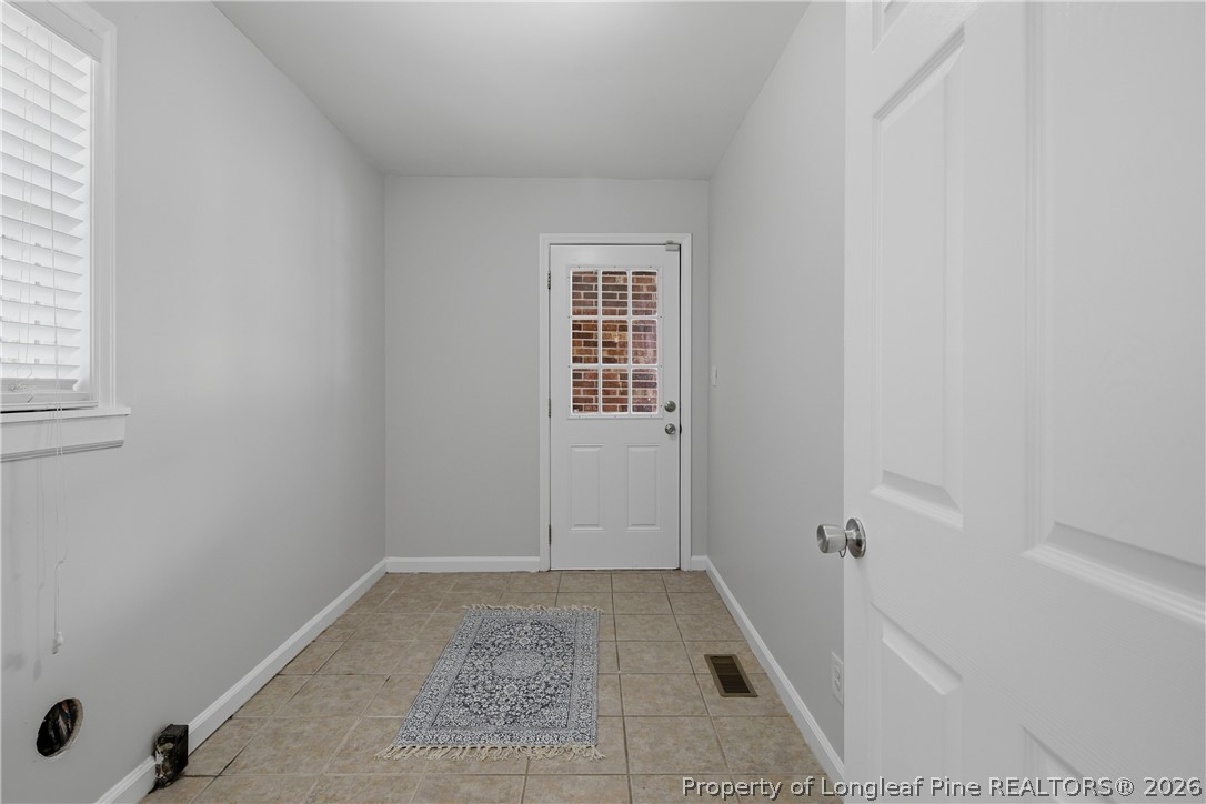 6228 Milford Road Fayetteville, NC 28303 - Photo 21 of 46 MUD ROOM/LAUNDRY