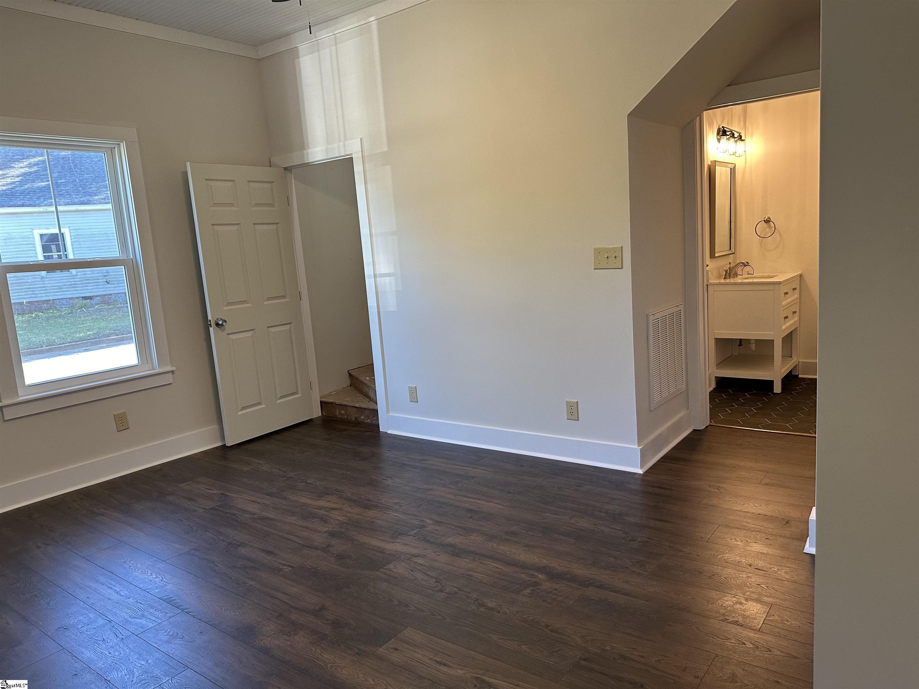 7 Speed Street Greenville, SC 29611 - Photo 9 of 36 Gallery Image 9