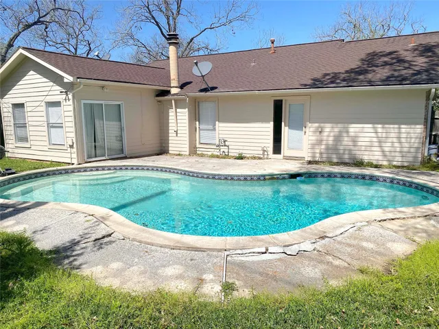 $2,100 | 2414 Woven Wood Lane, Richmond, TX 77406