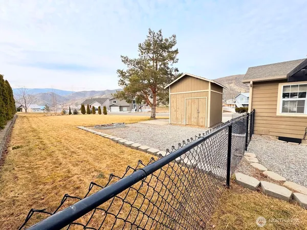 $599,900 | 170 Lakeview Avenue, Orondo, WA 98843