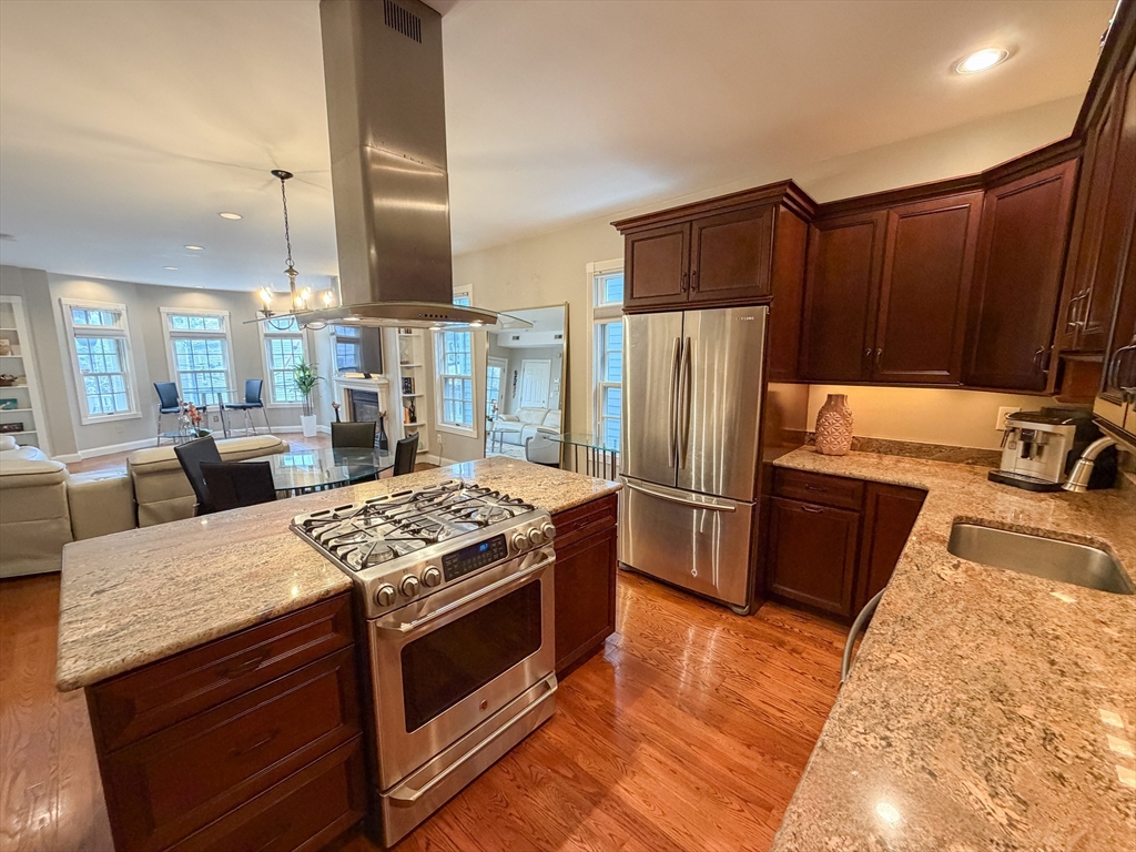 11 Gardner Road, Unit 3 Cambridge, MA 02139 - Photo 5 of 12