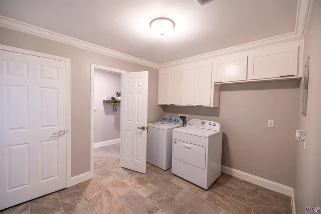 $329,000 | 5003 Parkhollow Drive, Baton Rouge, LA 70816