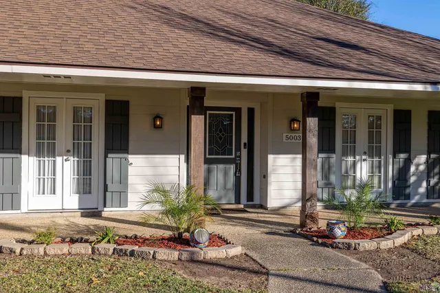 $329,000 | 5003 Parkhollow Drive, Baton Rouge, LA 70816