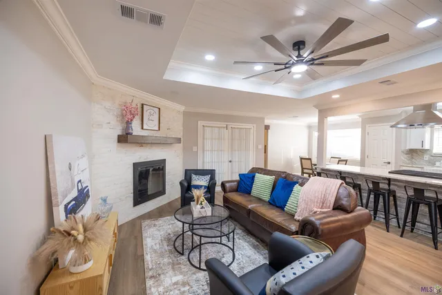 $329,000 | 5003 Parkhollow Drive, Baton Rouge, LA 70816