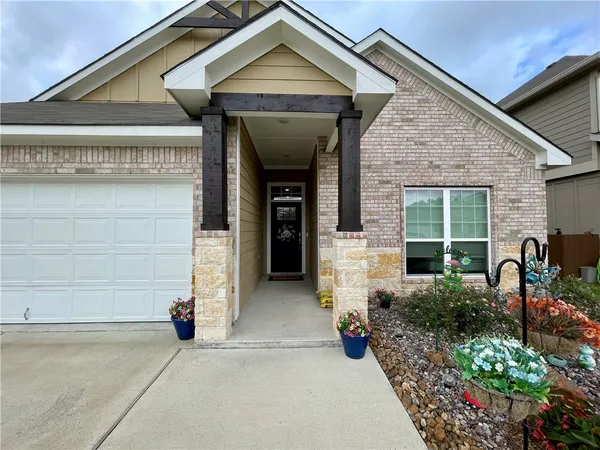 $344,900 | 1963 Lili Cove, Bryan, TX 77807