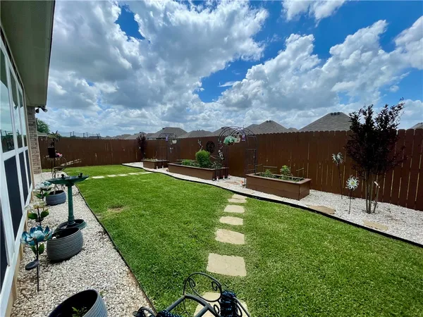 $344,900 | 1963 Lili Cove, Bryan, TX 77807