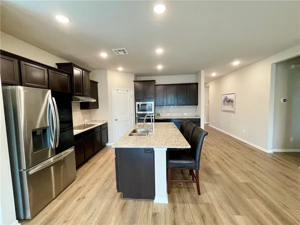 $344,900 | 1963 Lili Cove, Bryan, TX 77807