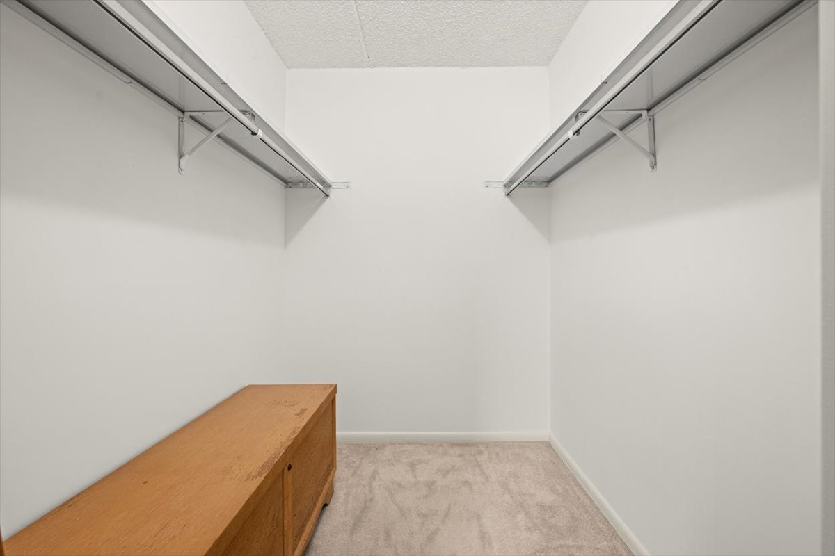 690 Chandler Road, Unit 211 Gurnee, IL 60031 - Photo 16 of 35