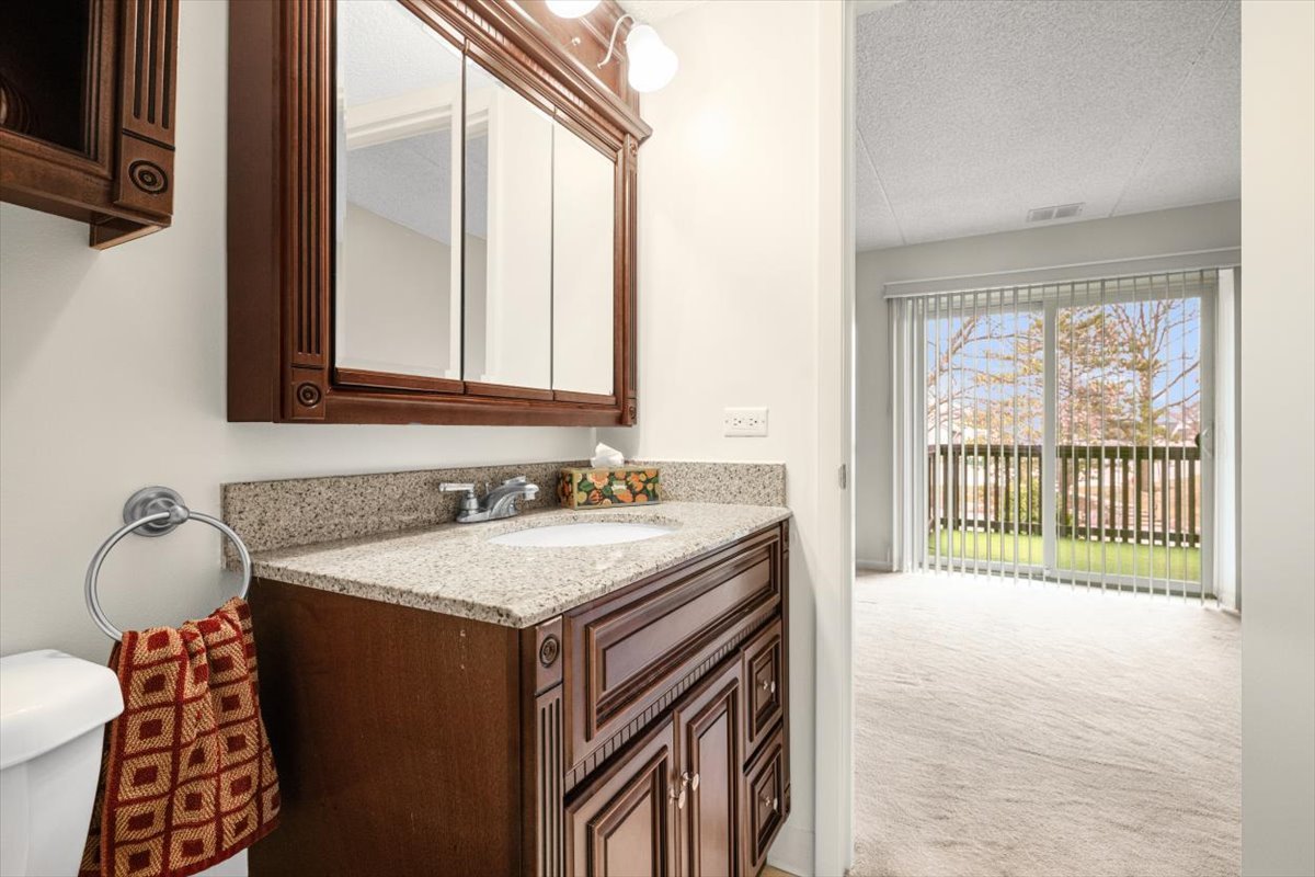 690 Chandler Road, Unit 211 Gurnee, IL 60031 - Photo 19 of 35