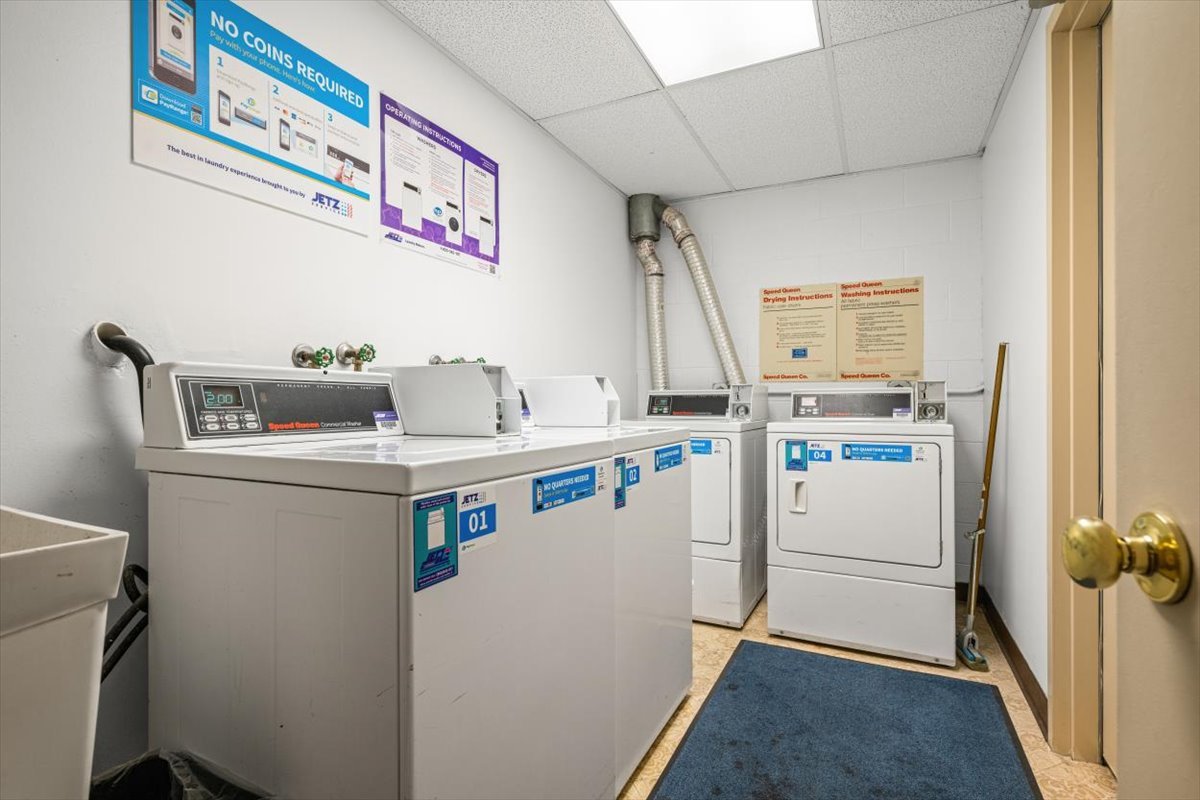 690 Chandler Road, Unit 211 Gurnee, IL 60031 - Photo 24 of 35