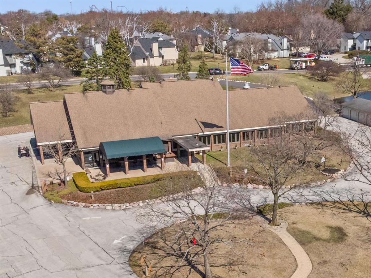 690 Chandler Road, Unit 211 Gurnee, IL 60031 - Photo 28 of 35