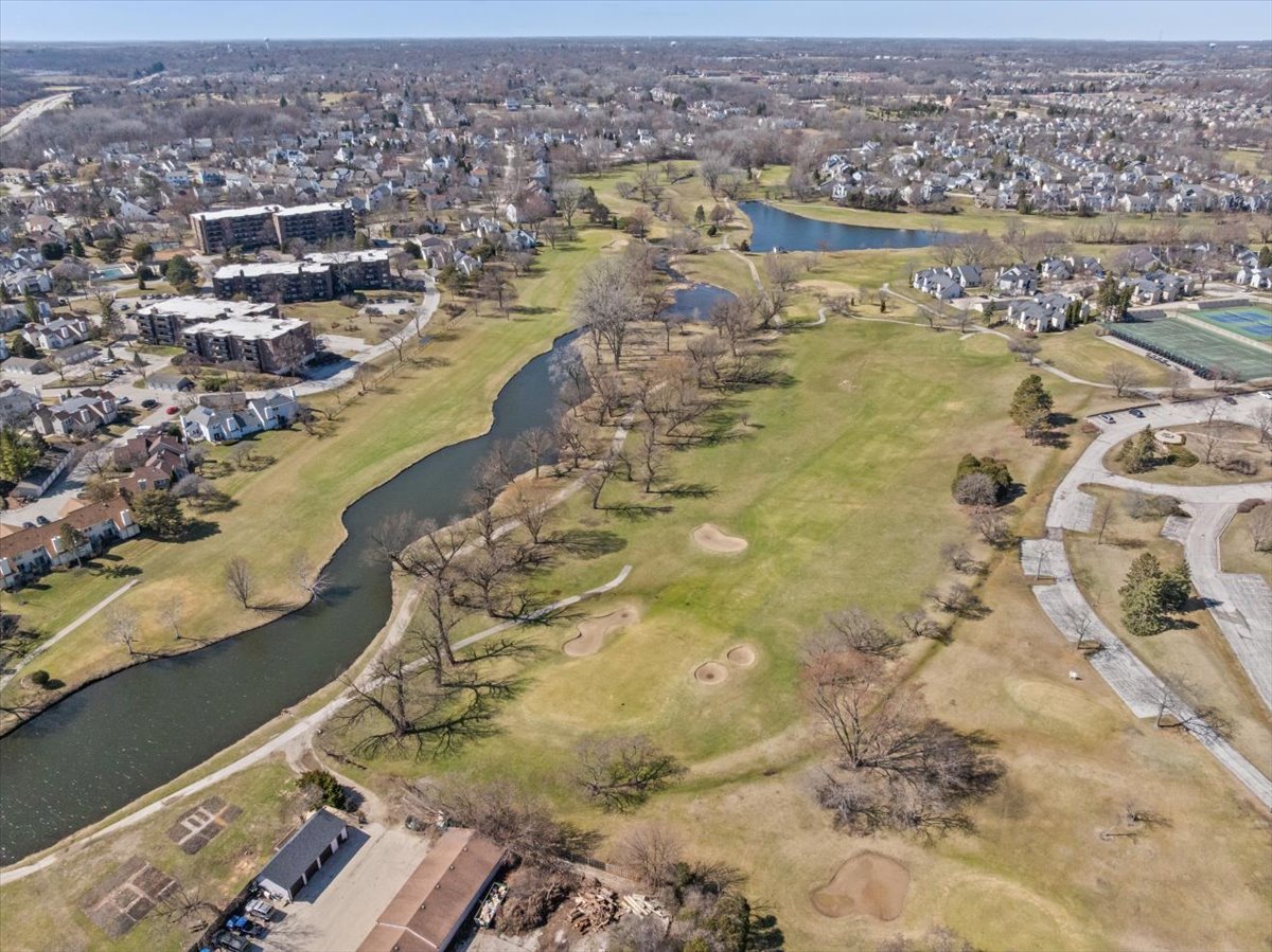 690 Chandler Road, Unit 211 Gurnee, IL 60031 - Photo 31 of 35