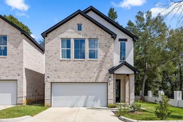 $349,900 | 7934 Hennessy Lane, Unit 1, Spring, TX 77389