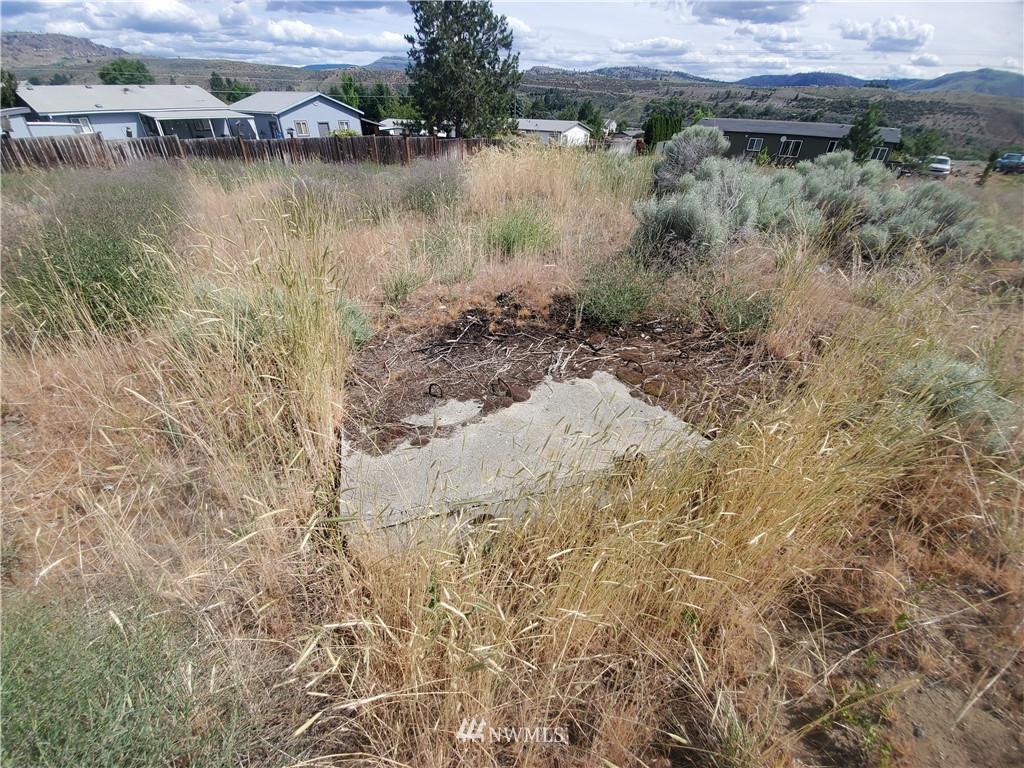 6 Crest Vue Road Omak, WA 98841 - Photo 4 of 7