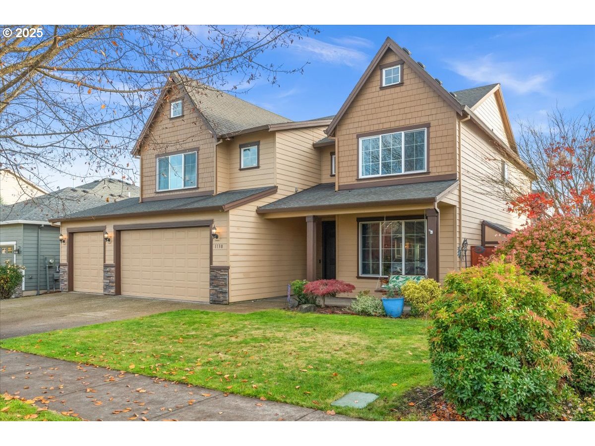 1138 37th Avenue Forest Grove, OR 97116 - Photo 3 of 48 a front view of a house with garden