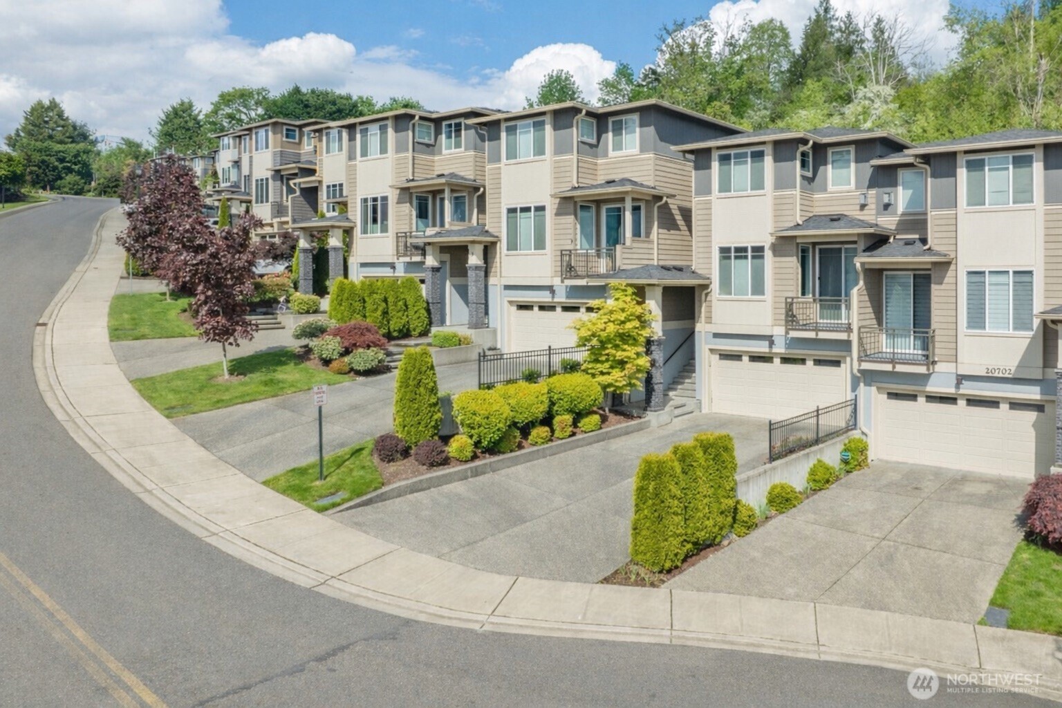 20702 93rd Place South, Unit 3 Kent, WA 98031 - Photo 2 of 33