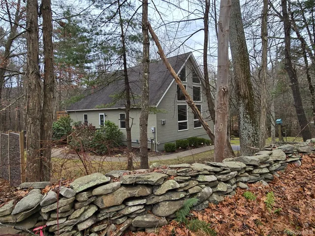 $599,000 | 609 Red Hill Road, Wurtsboro, NY 12790