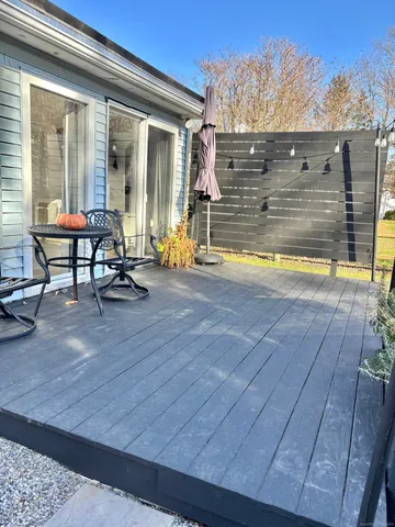 $2,100 | 11 Mohawk Trail, East Hampton, CT 06424