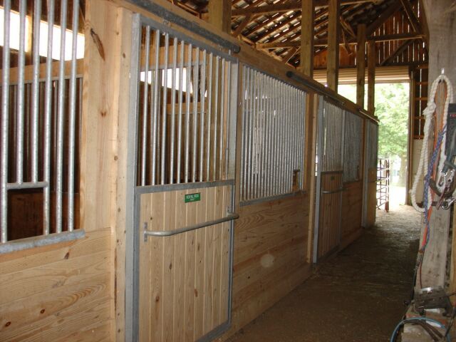 970 Hardbarger Road Buchanan, VA 24066 - Photo 7 of 12 Stalls