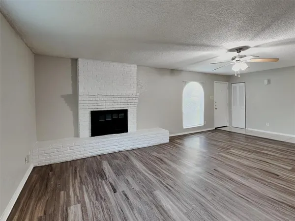$1,845 | 117 Cooper Street, Cedar Hill, TX 75104