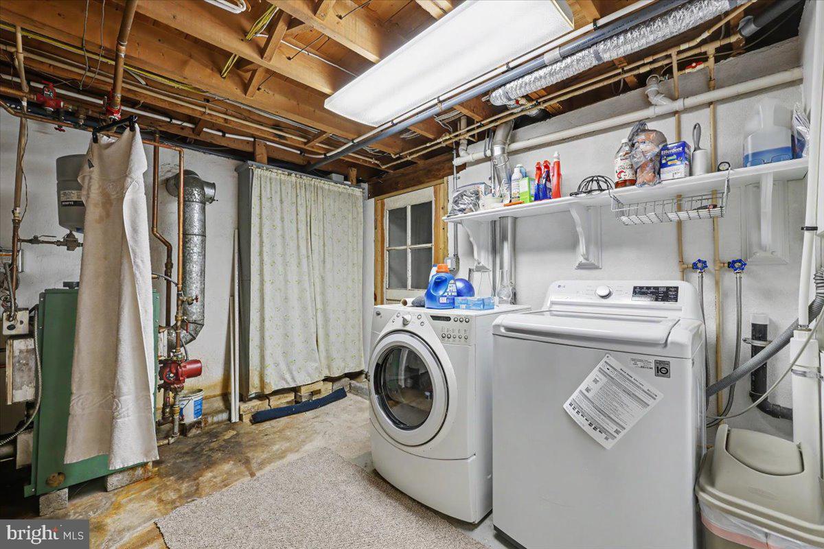 451 Saylors Mill Road Spring City, PA 19475 - Photo 28 of 36 Laundry area