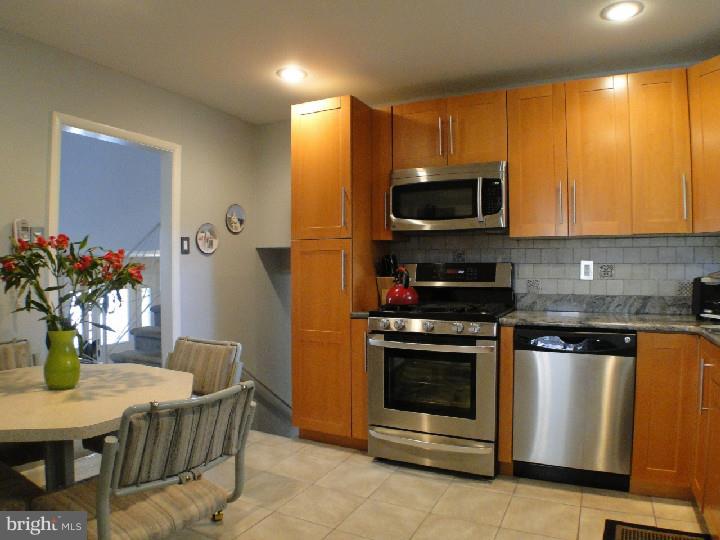 9745 Morefield Road Philadelphia, PA 19115 - Photo 8 of 25 Kitchen
