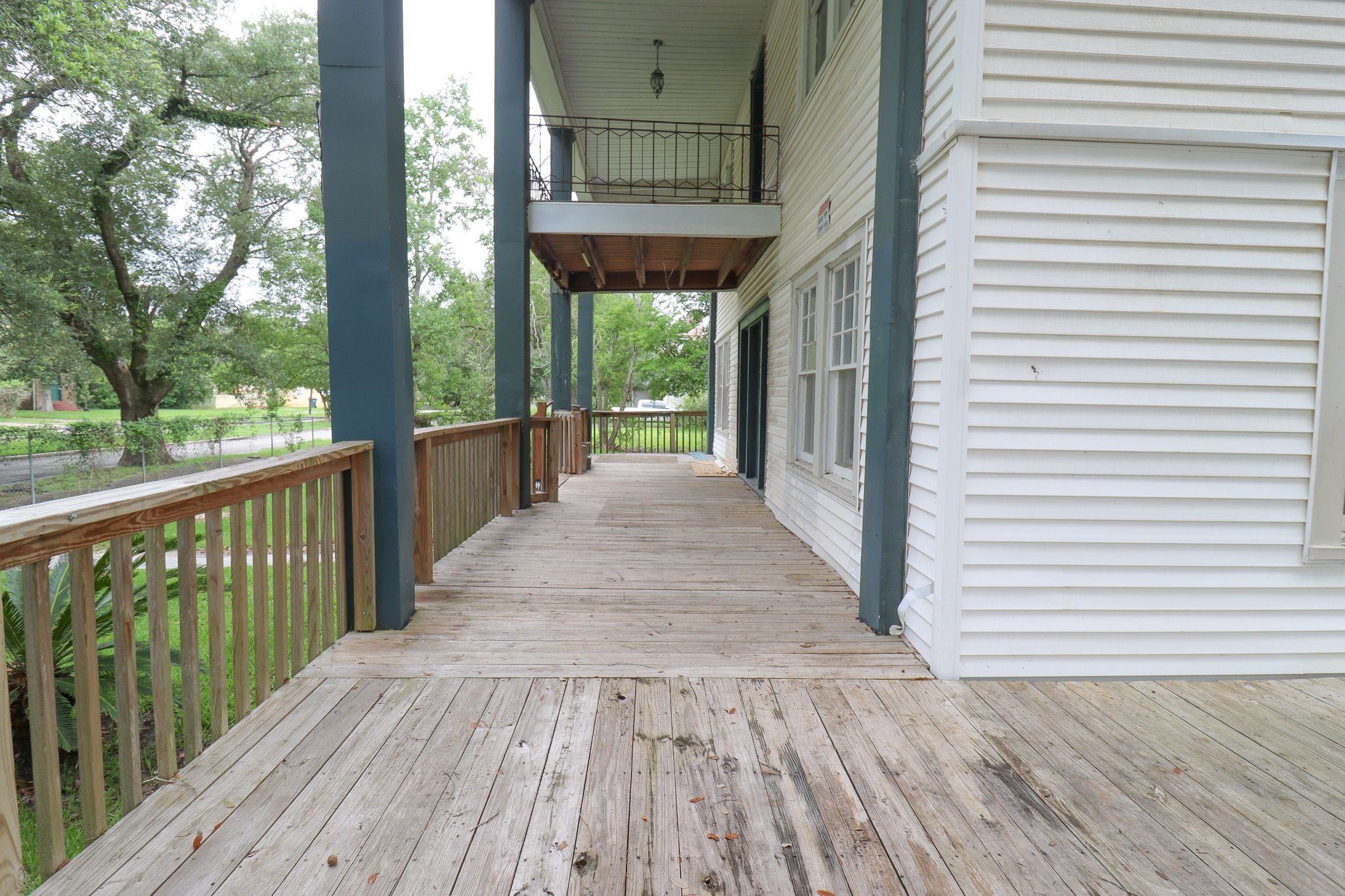 2350 Pecos Street Beaumont, TX 77702 - Photo 9 of 35