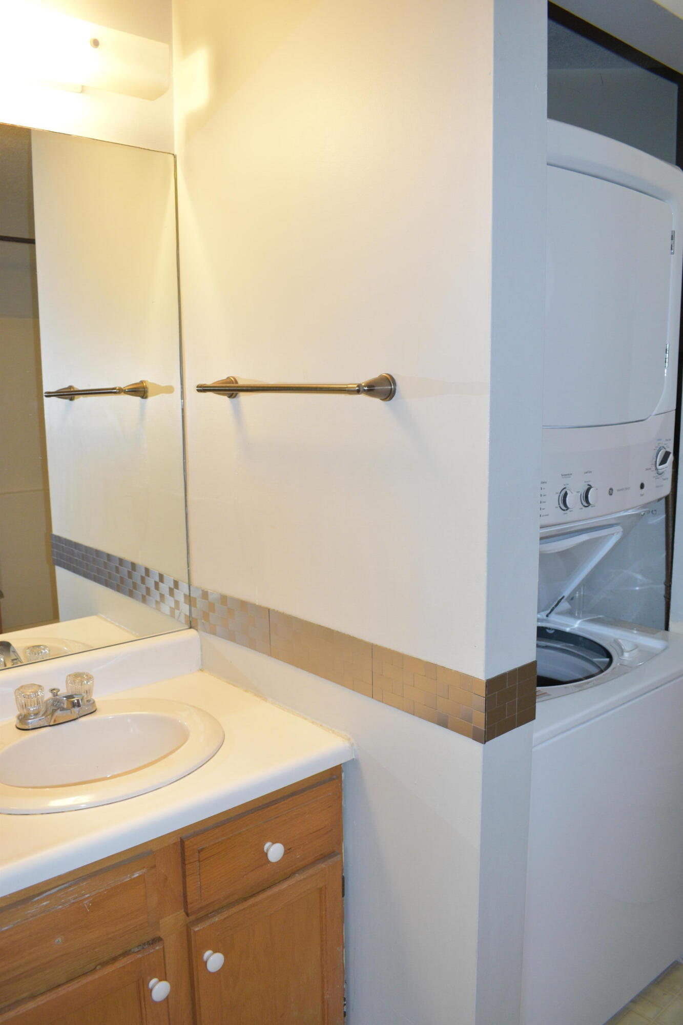 18 Smithwheel Road, Unit 12 Old Orchard Beach, ME 04064 - Photo 14 of 18 MOB_3359