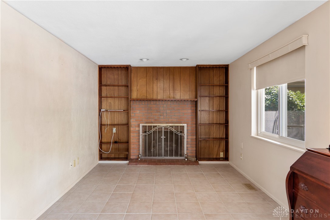 4825 Bonnie Road Kettering, OH 45440 - Photo 16 of 37 Gallery Image 16