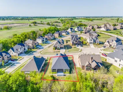 $565,000 | 2112 Deer Run Court, Gunter, TX 75058