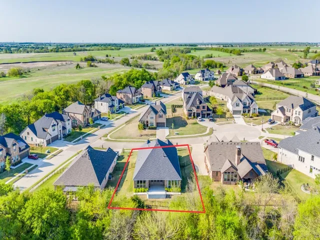 $565,000 | 2112 Deer Run Court, Gunter, TX 75058