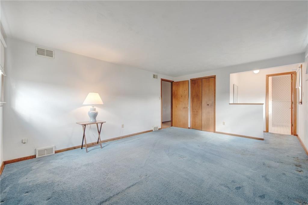 53 Ridgecrest Drive Pittsburgh, PA 15235 - Photo 19 of 32 Gallery Image 19