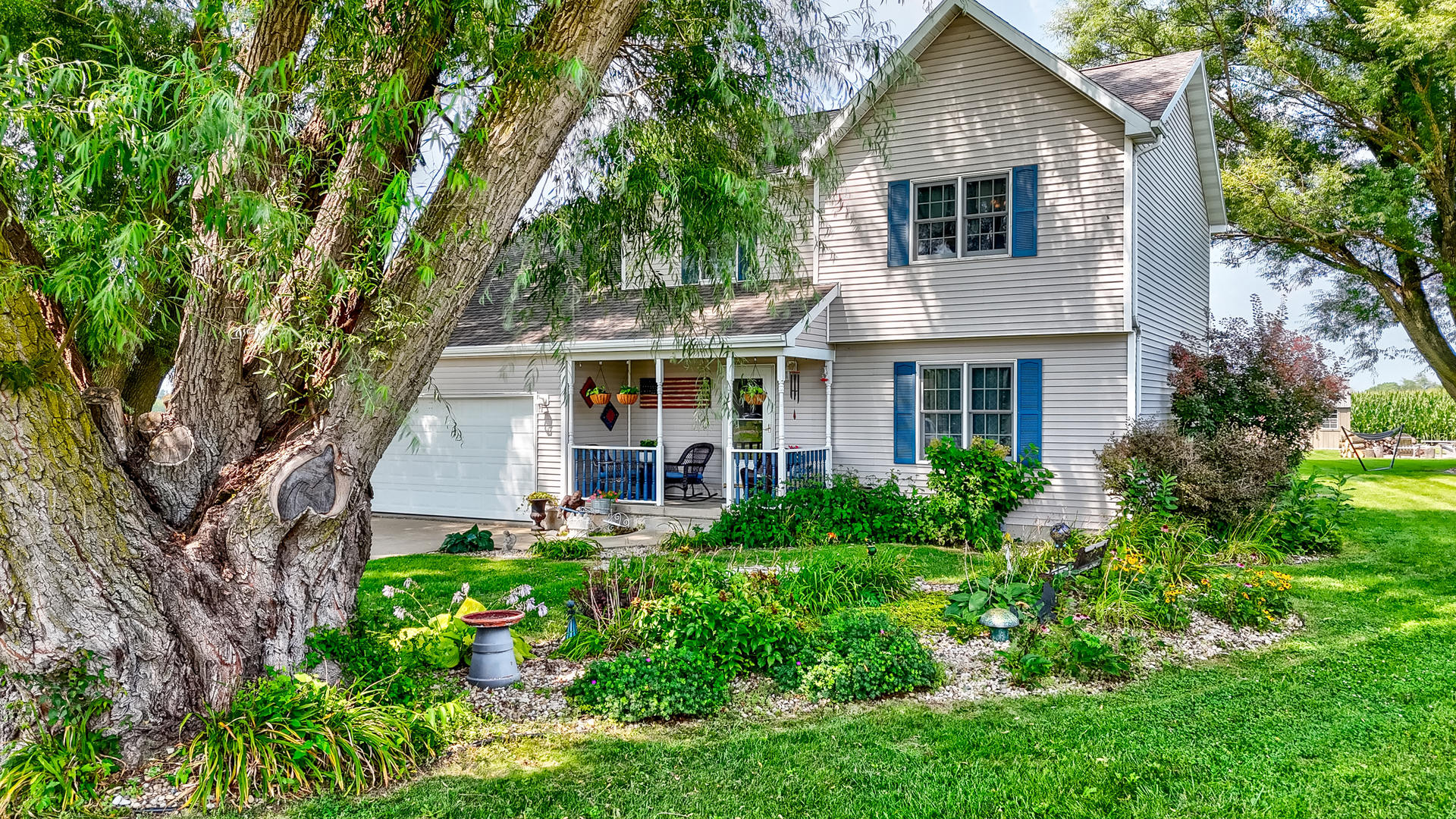 2383 North 3119th Road Marseilles, IL 61341 - Photo 2 of 19 a view of a yard in front of house