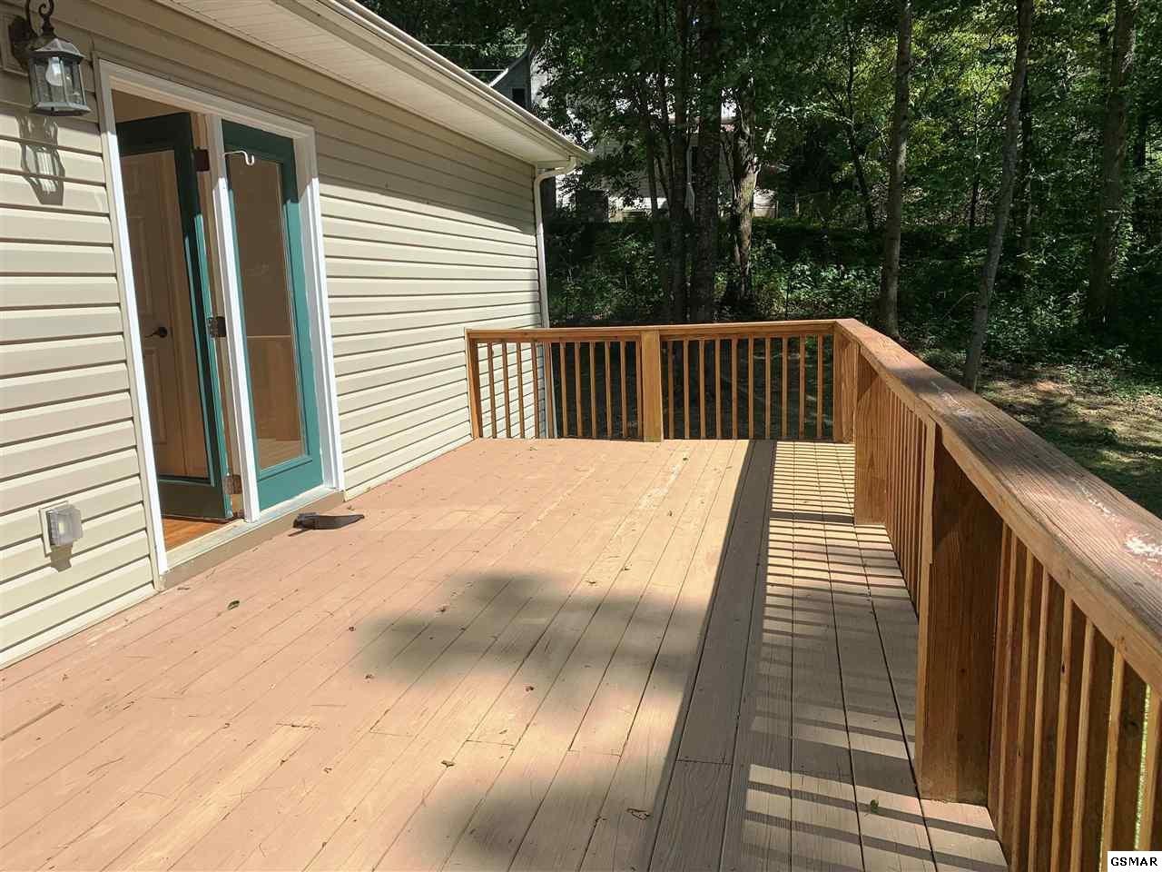 3362 Robeson Road Sevierville, TN 37862 - Photo 2 of 17