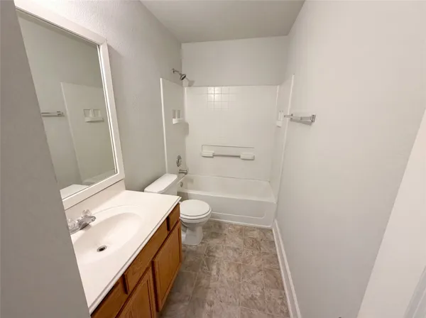 $225,000 | 414 Binnacle Way, Crosby, TX 77532