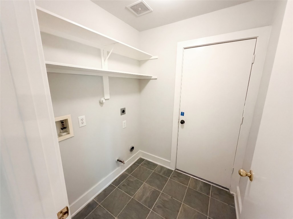 414 Binnacle Way Crosby, TX 77532 - Photo 18 of 22 a view of room