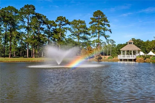 $2,950 | 404 Tchefuncte Oaks Drive, Unit 404, Mandeville, LA 70471