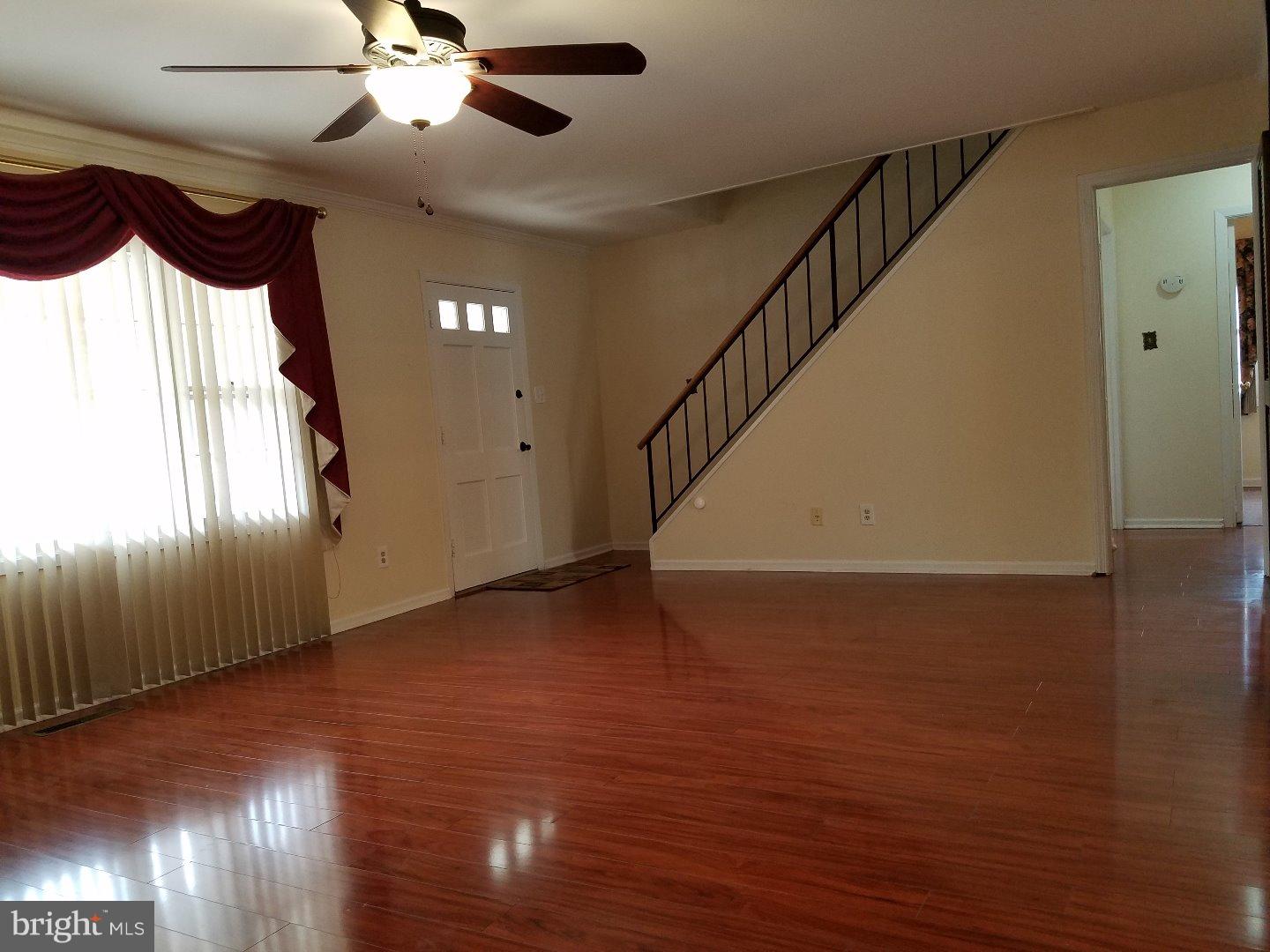 55 Johnson Road Somerset, NJ 08873 - Photo 12 of 25 Living Room
